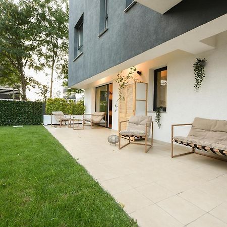 Vacation Feel - 2Br Apartment With Terrace & Private Parking In Baneasa Bucharest Exterior photo